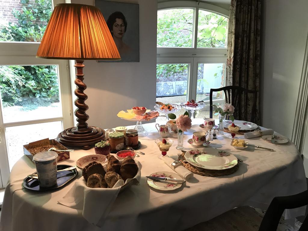 B&B Rose Court Beek  Eksteriør billede